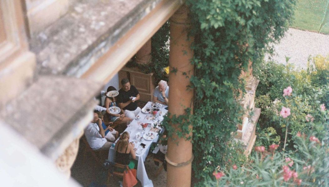 Host the Perfect Garden Gathering: DIY Tips for Outdoor Entertaining