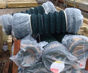 25m  0.9h  x 3.15/2.24 green chainlink